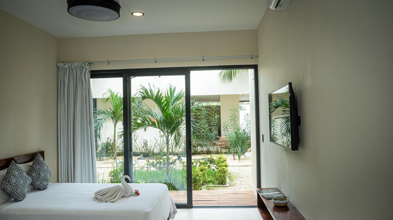 Moonshine Tulum Hotel & Hostel Extérieur photo